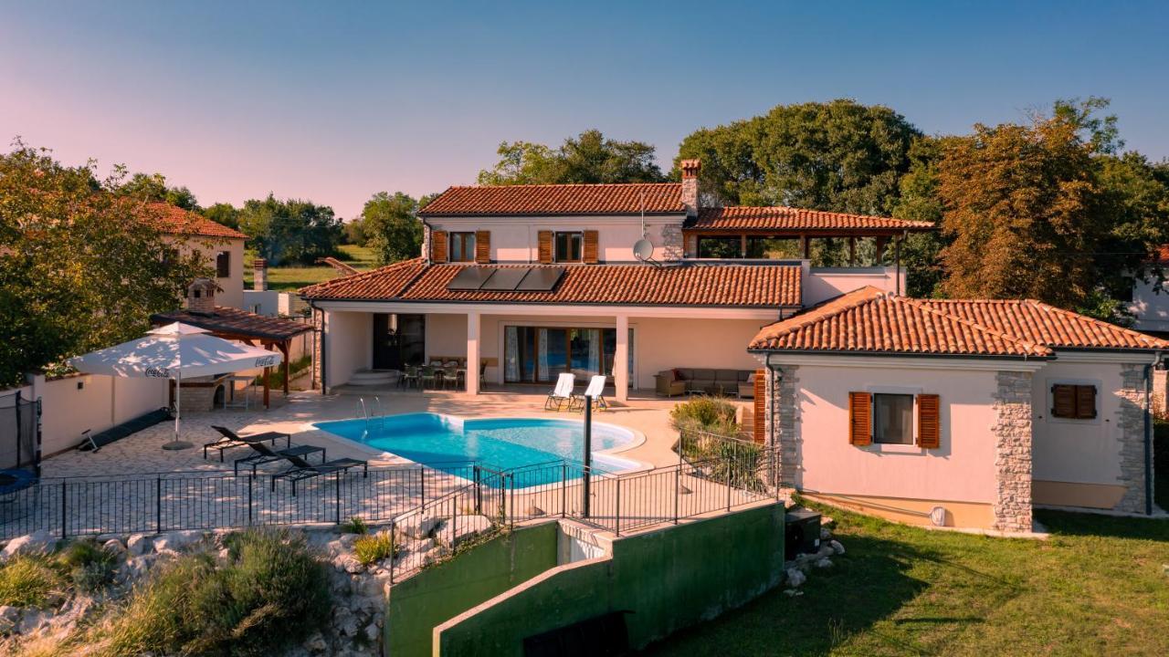 Villa Arton Heated Swimming-Pool Žminj Exterior foto