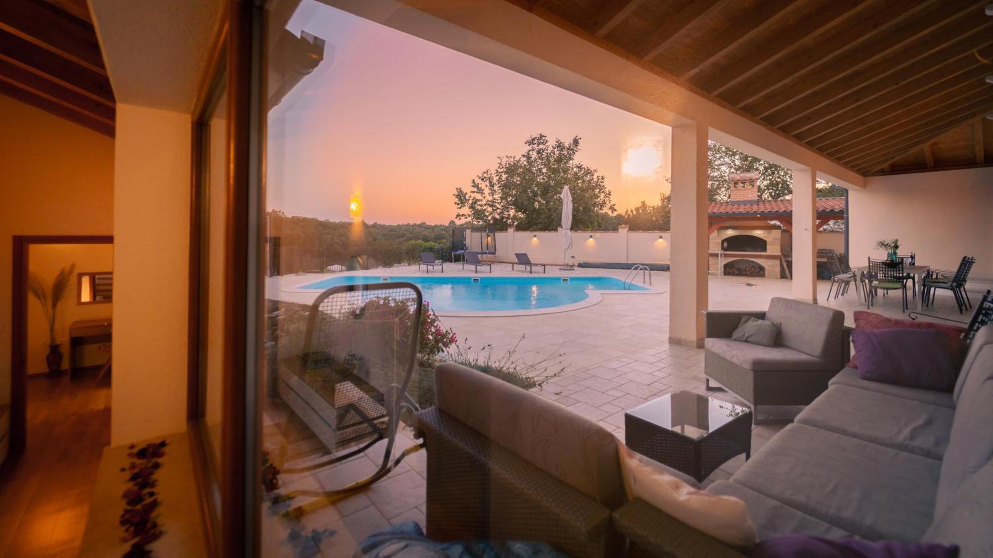 Villa Arton Heated Swimming-Pool Žminj Exterior foto